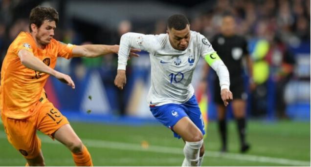 荷兰队与法国队将于14日凌晨3点45分(韩国时间)在荷兰阿姆斯特丹约翰克鲁伊夫竞技场进行2024年欧洲杯预选赛B组第7场比赛