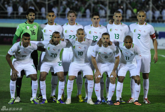 2008年到2010年执教科特迪瓦国际队期间曾带领球队2年在世界杯预选赛中不败并闯入2010南非世界杯决赛圈